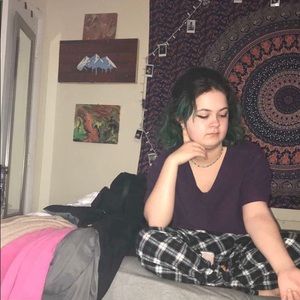 Meet your Posher, Hailey